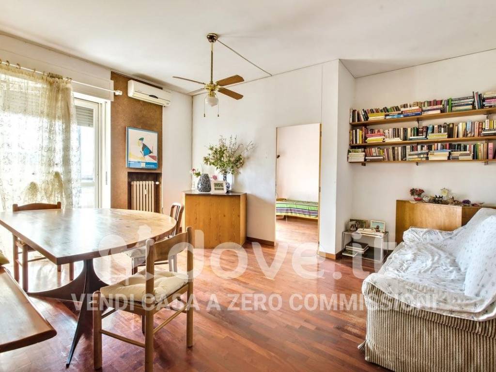 appartamento in vendita a Milano in zona Quarto Oggiaro