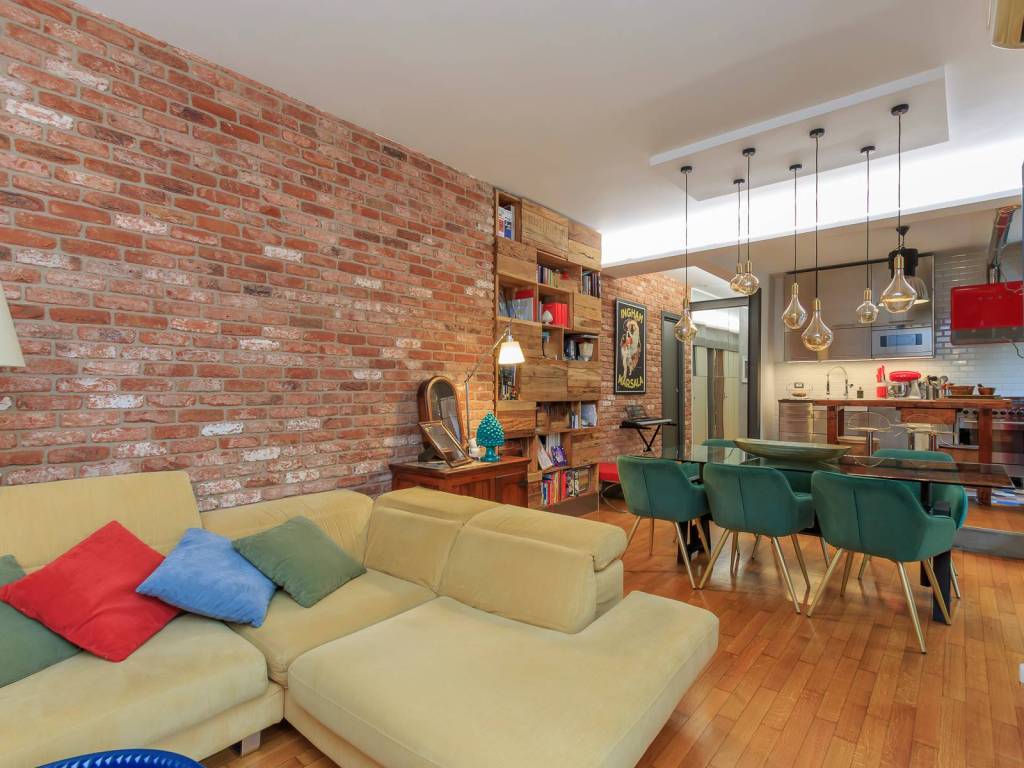 appartamento in vendita a Milano in zona Trenno