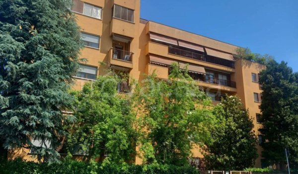 appartamento in vendita a Milano in zona Ponte Lambro