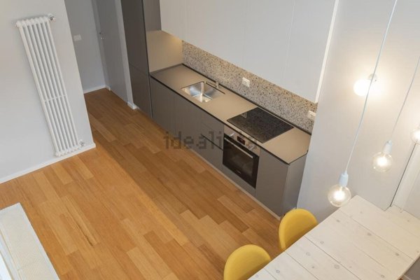 appartamento in vendita a Milano in zona Sempione