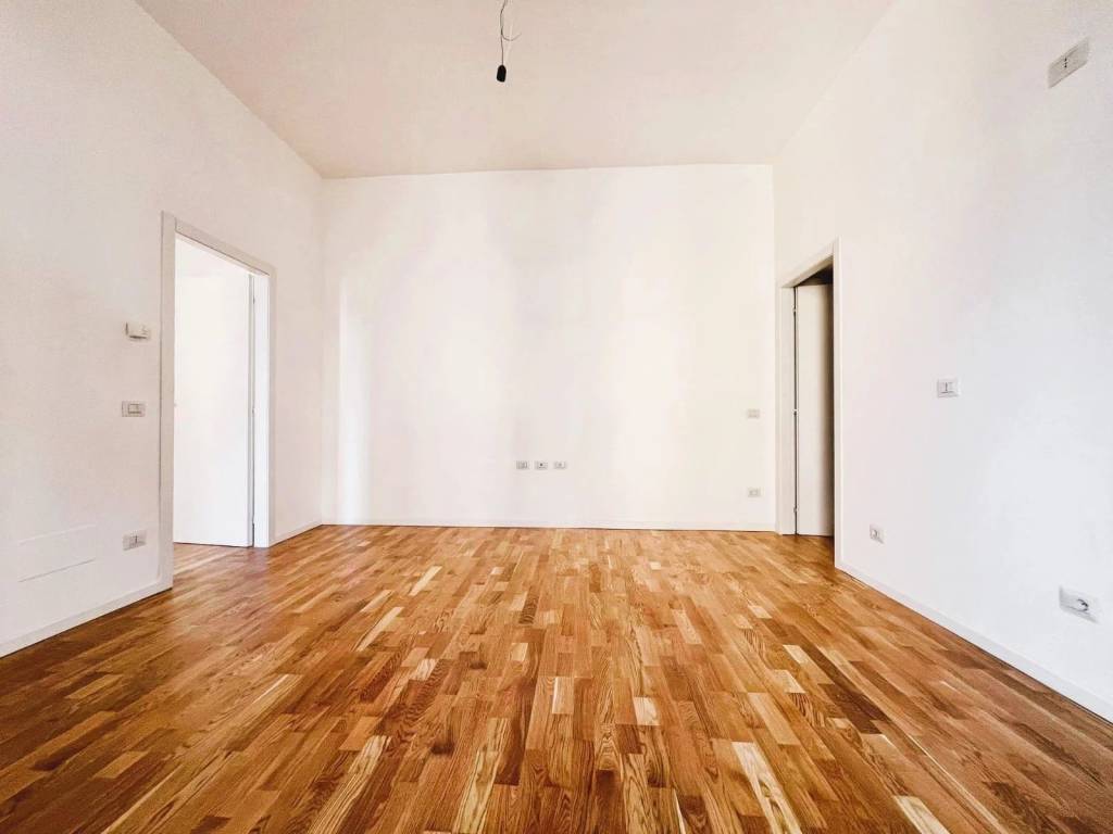 appartamento in vendita a Milano in zona Piazzale Lodi