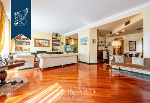 appartamento in vendita a Milano in zona Centro Direzionale