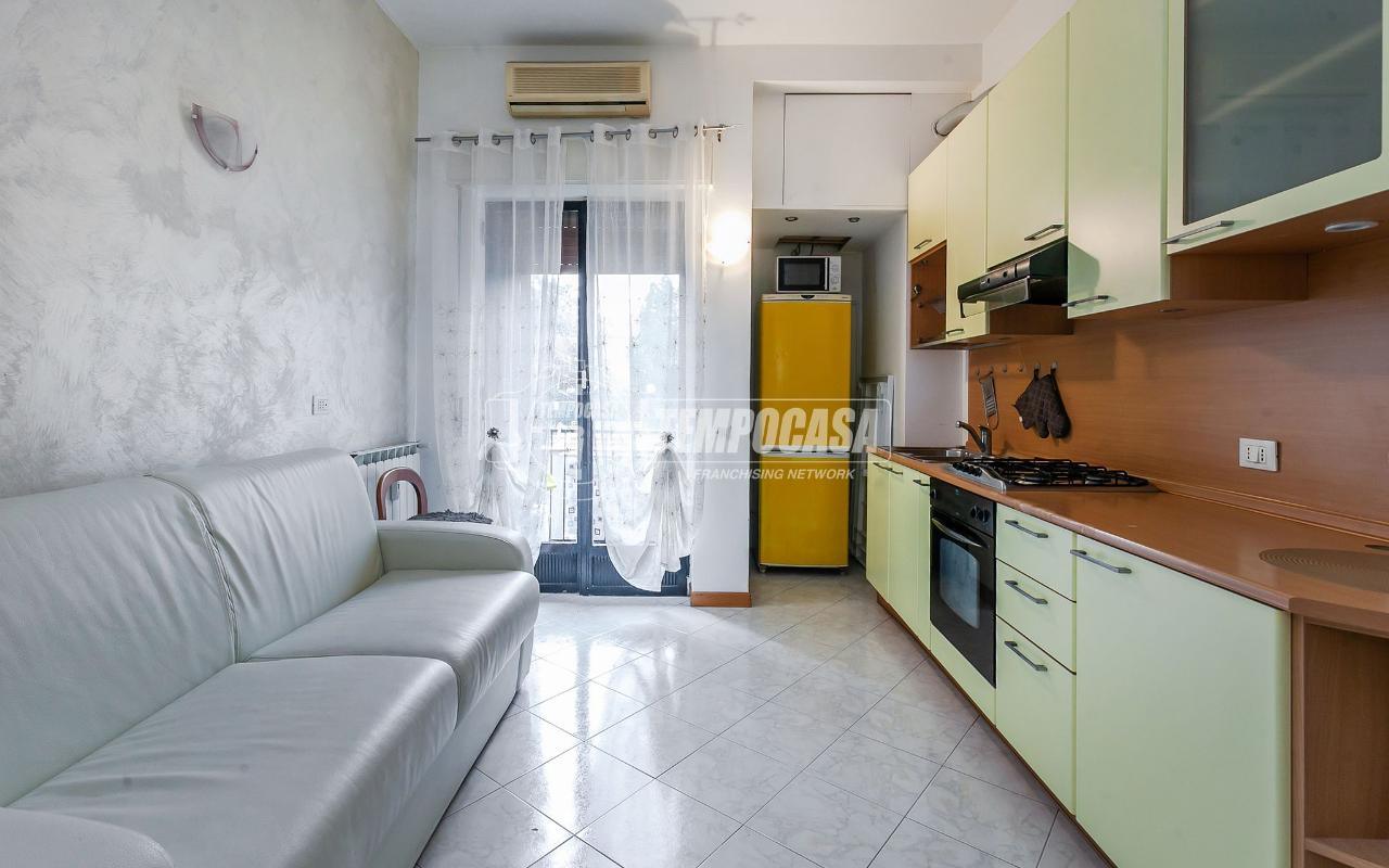 appartamento in vendita a Milano in zona Dergano