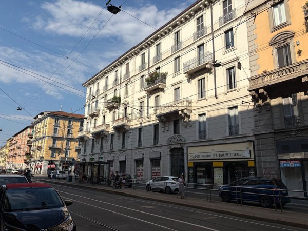 negozio in vendita a Milano in zona Isola
