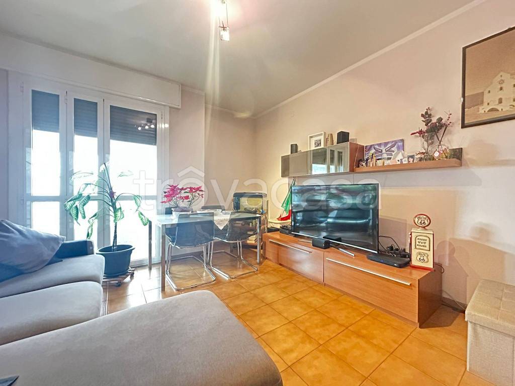 appartamento in vendita a Milano in zona Gallaratese