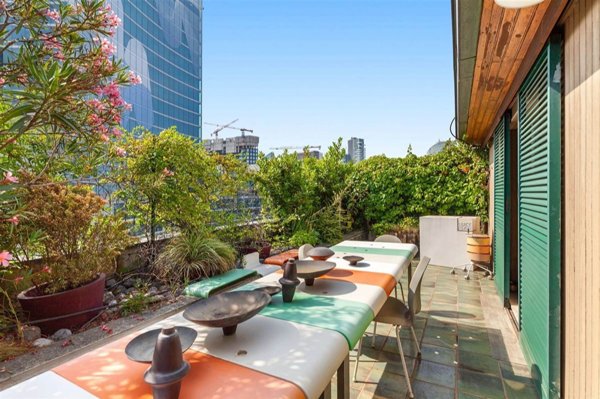 appartamento in vendita a Milano in zona Isola