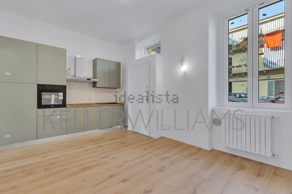 appartamento in vendita a Milano in zona Barona