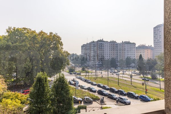 appartamento in vendita a Milano in zona Centro Direzionale