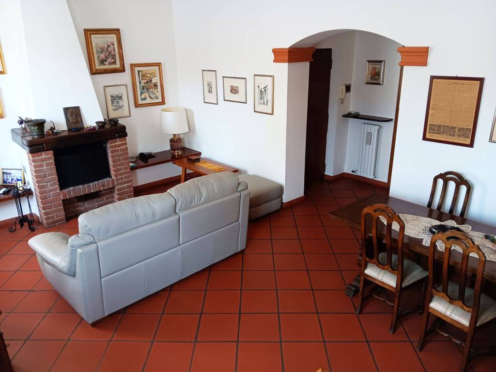 appartamento in vendita a Milano in zona Isola