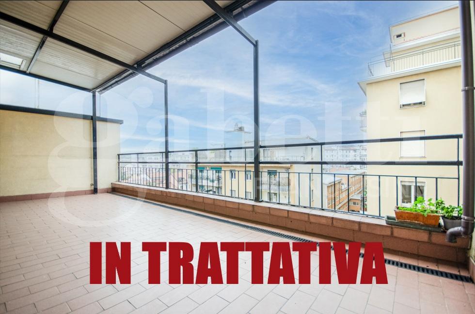 appartamento in vendita a Milano in zona Porta Vittoria