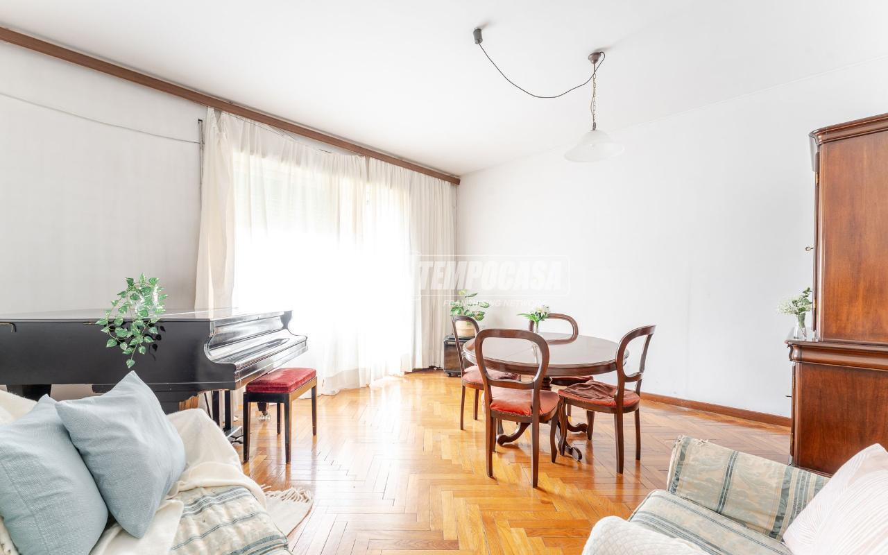appartamento in vendita a Milano in zona Porta Venezia