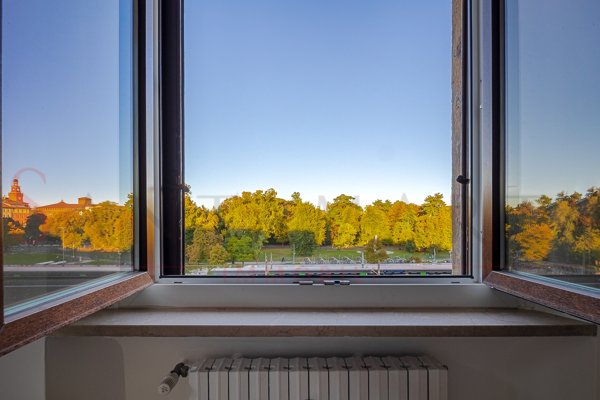 appartamento in vendita a Milano in zona Cadorna