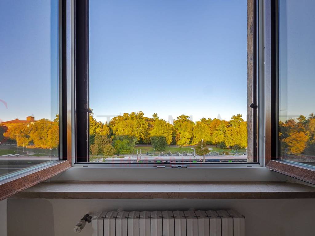 appartamento in vendita a Milano in zona Cadorna