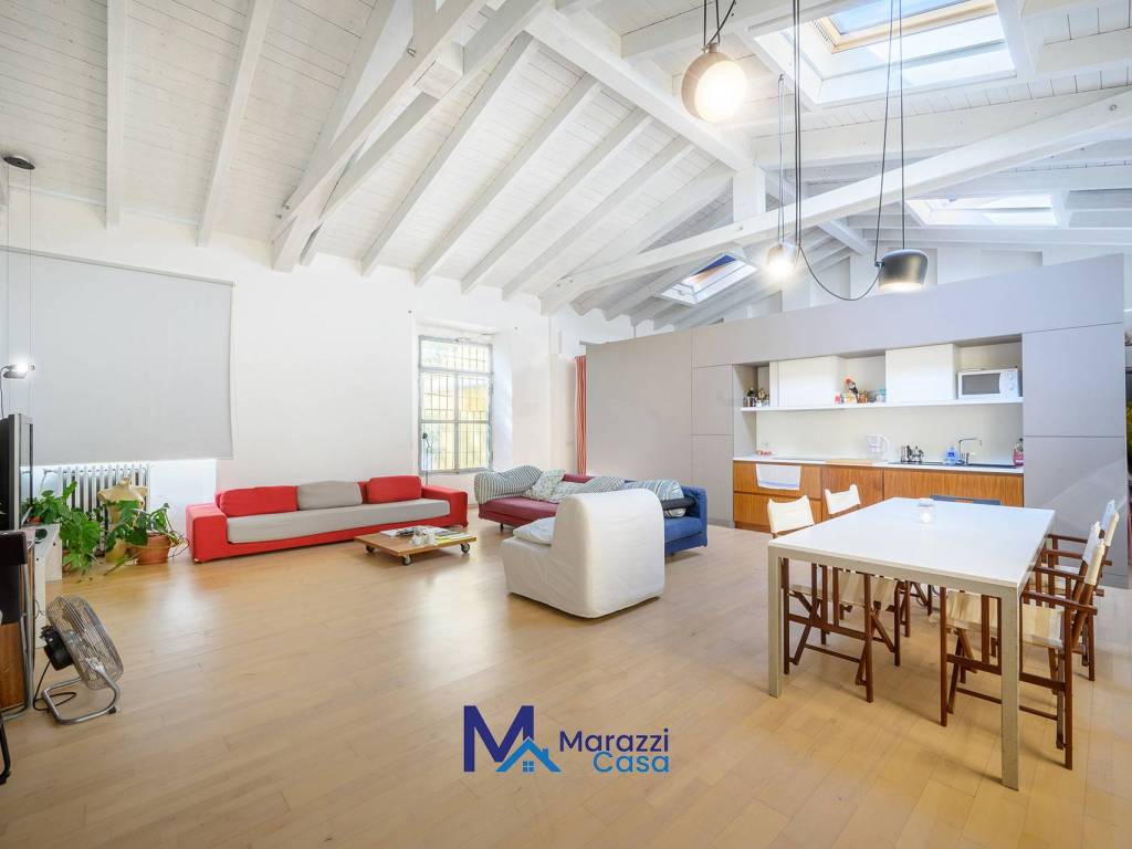 appartamento in vendita a Milano in zona Isola