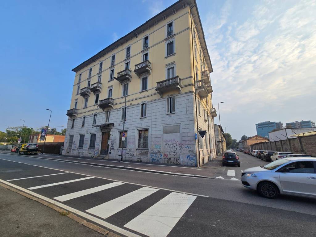 appartamento in vendita a Milano in zona Ortica