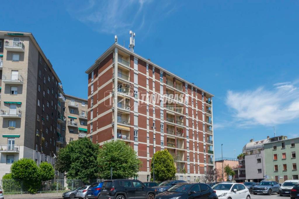 appartamento in vendita a Milano in zona Precotto