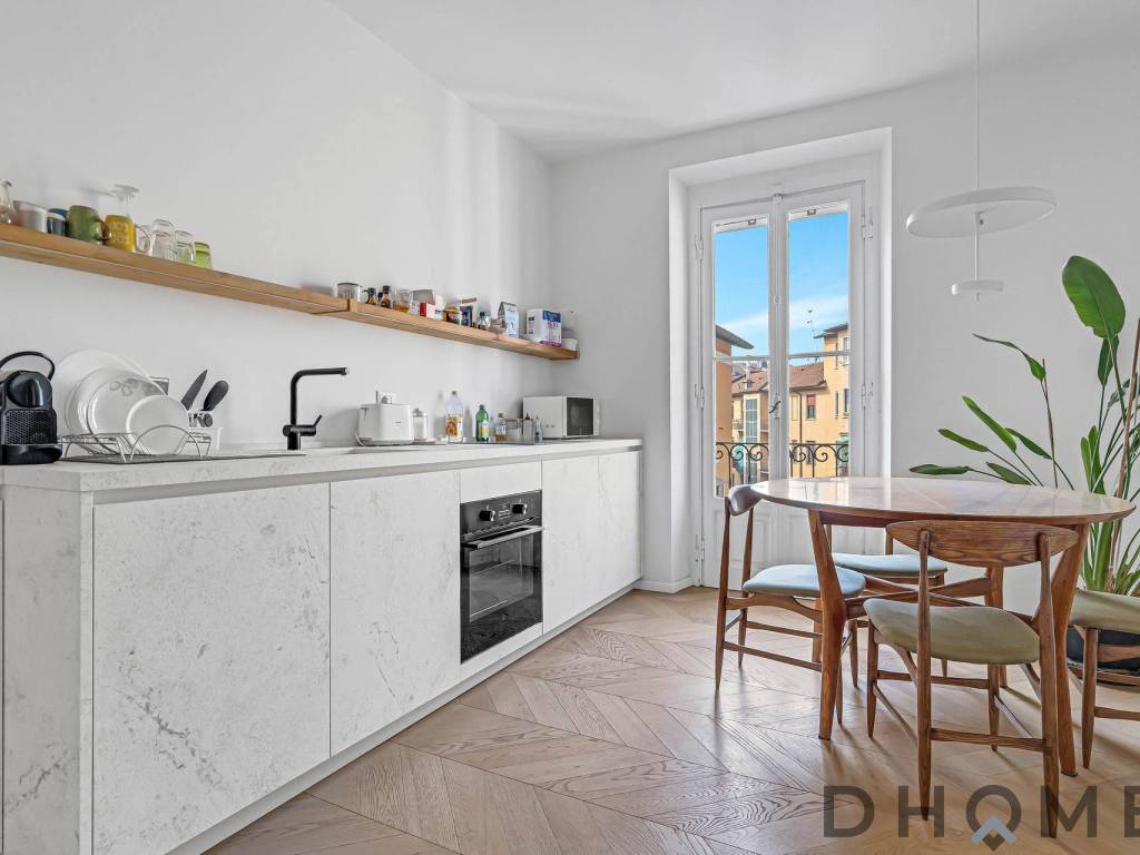 appartamento in vendita a Milano in zona Loreto