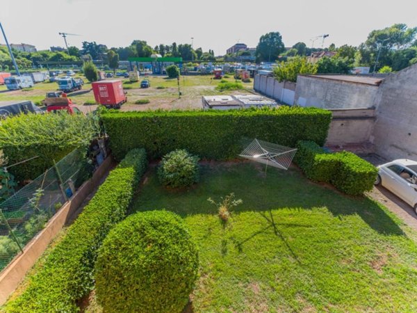 appartamento in vendita a Milano in zona Affori