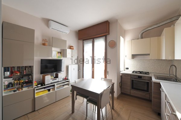 appartamento in vendita a Milano in zona Dergano
