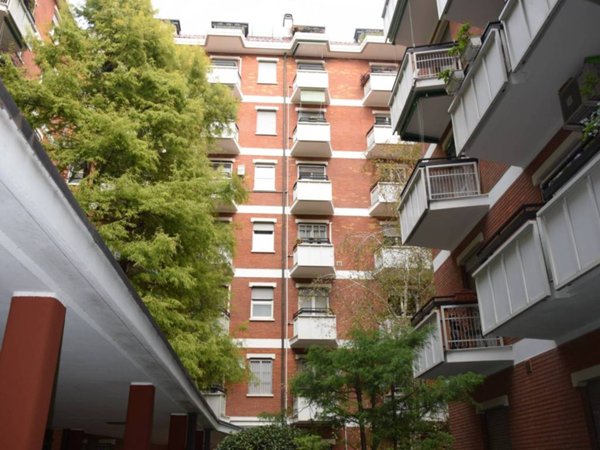 appartamento in vendita a Milano in zona Isola