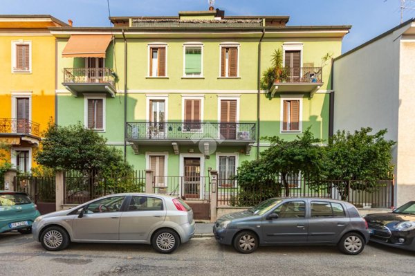 appartamento in vendita a Milano in zona Garegnano