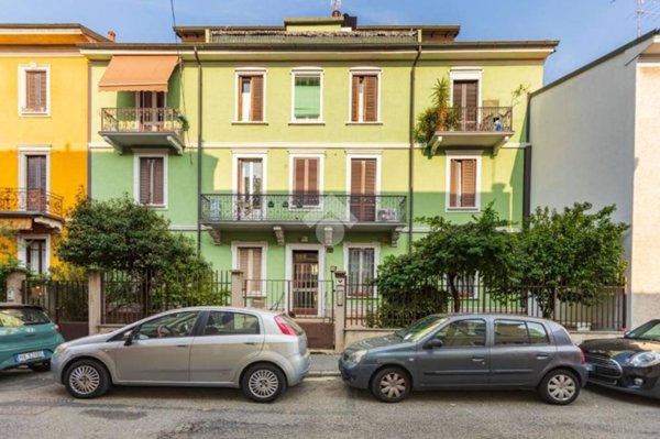 appartamento in vendita a Milano in zona Piazzale Lodi