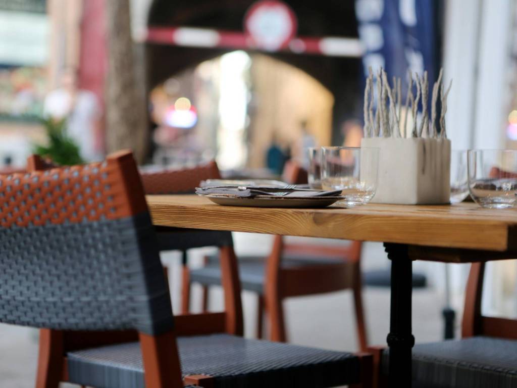 negozio in vendita a Milano in zona Città Studi
