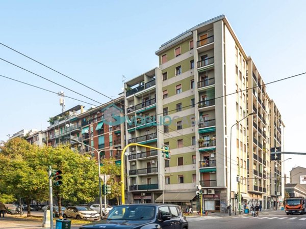 appartamento in vendita a Milano in zona Sempione