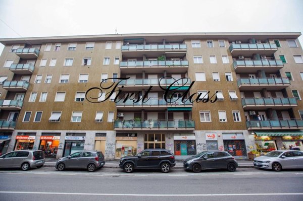 appartamento in vendita a Milano in zona Dergano