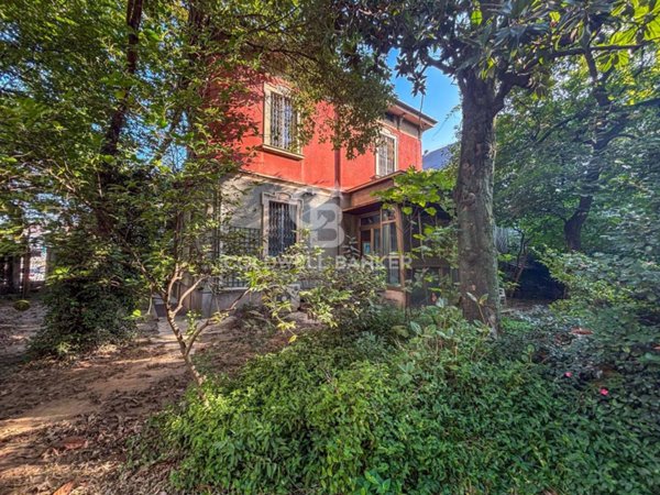 casa indipendente in vendita a Milano in zona Maggiolina