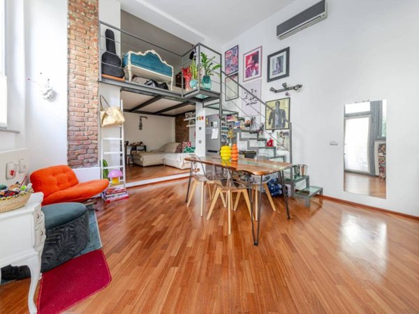 appartamento in vendita a Milano in zona Bocconi