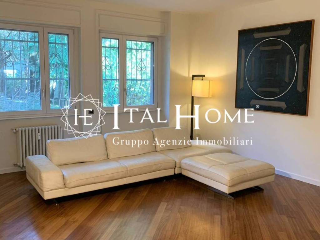 appartamento in vendita a Milano in zona Isola