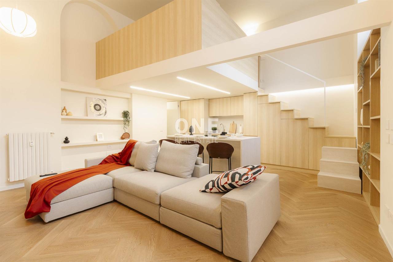 appartamento in vendita a Milano in zona Cadorna