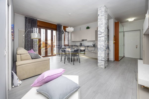 appartamento in vendita a Milano in zona Crescenzago