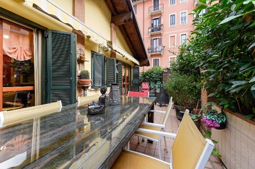appartamento in vendita a Milano in zona Maggiolina