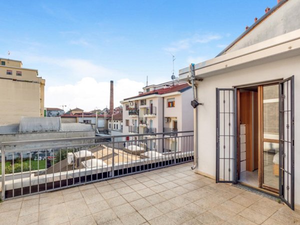 appartamento in vendita a Milano in zona Dergano