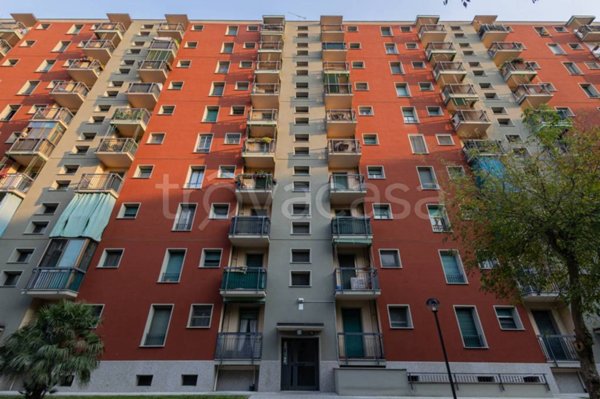 appartamento in vendita a Milano in zona Gratosoglio