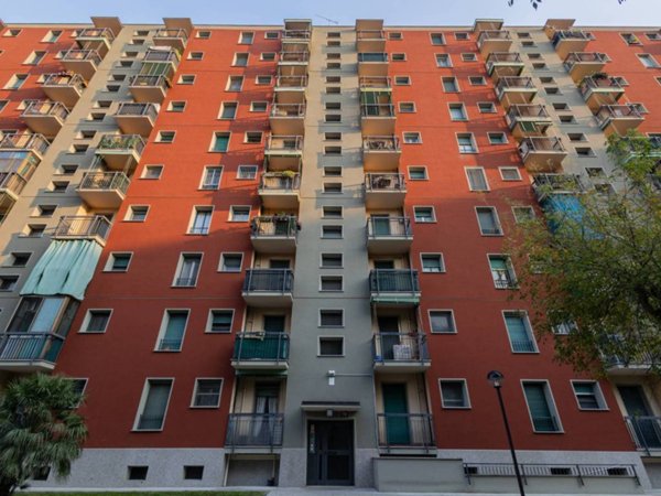 appartamento in vendita a Milano in zona Gratosoglio