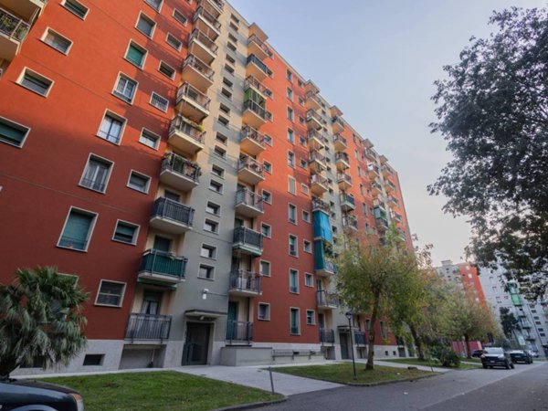 appartamento in vendita a Milano in zona Chiesa Rossa