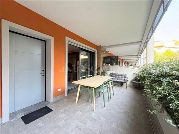 appartamento in vendita a Milano in zona Vigentino