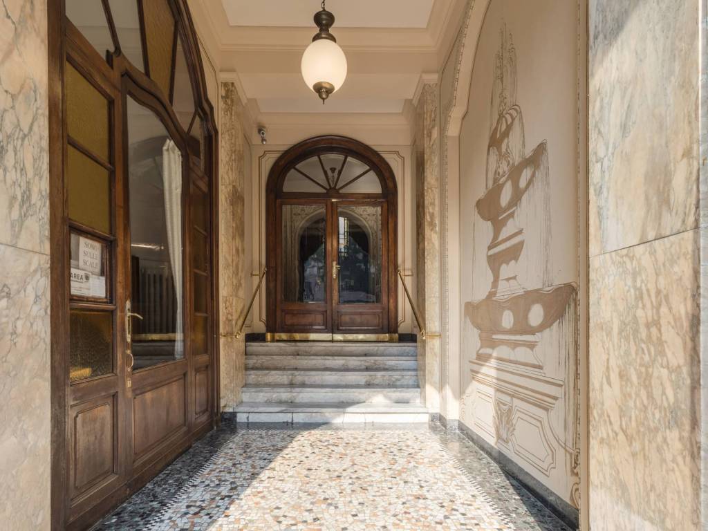 appartamento in vendita a Milano in zona Isola