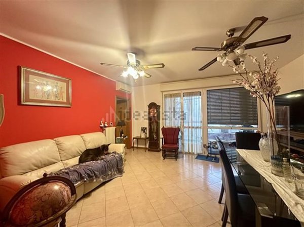 appartamento in vendita a Milano in zona Lorenteggio