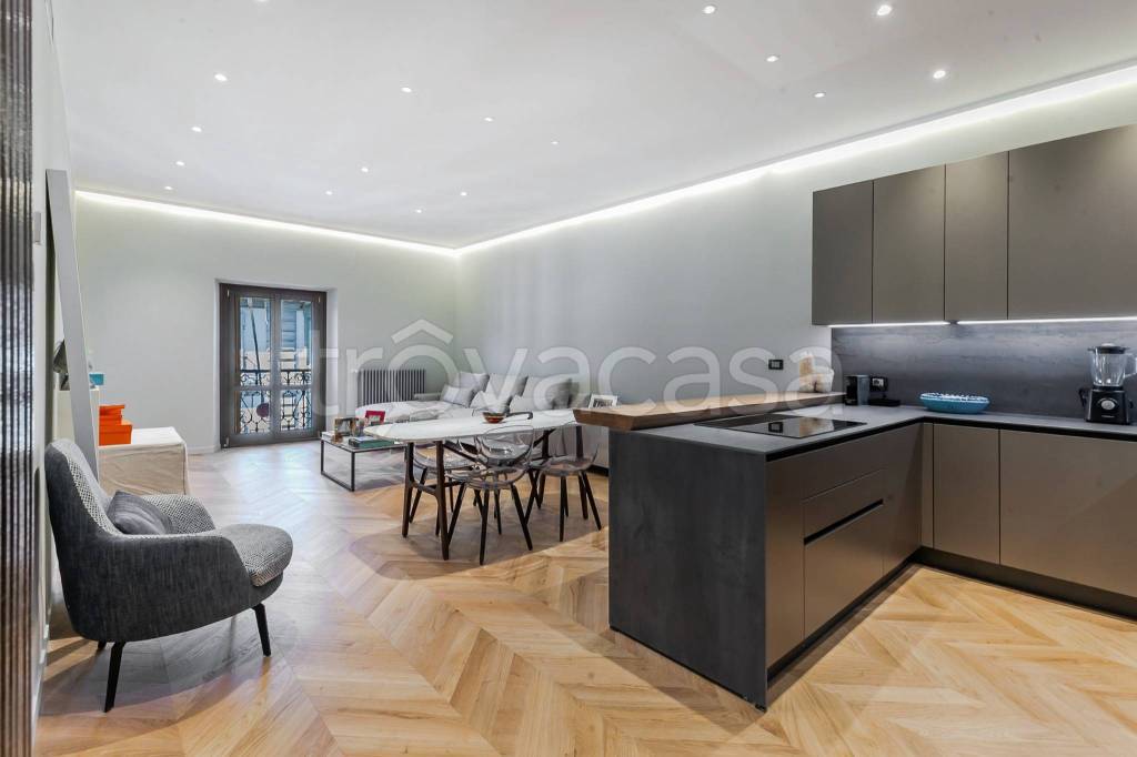 appartamento in vendita a Milano in zona Porta Venezia