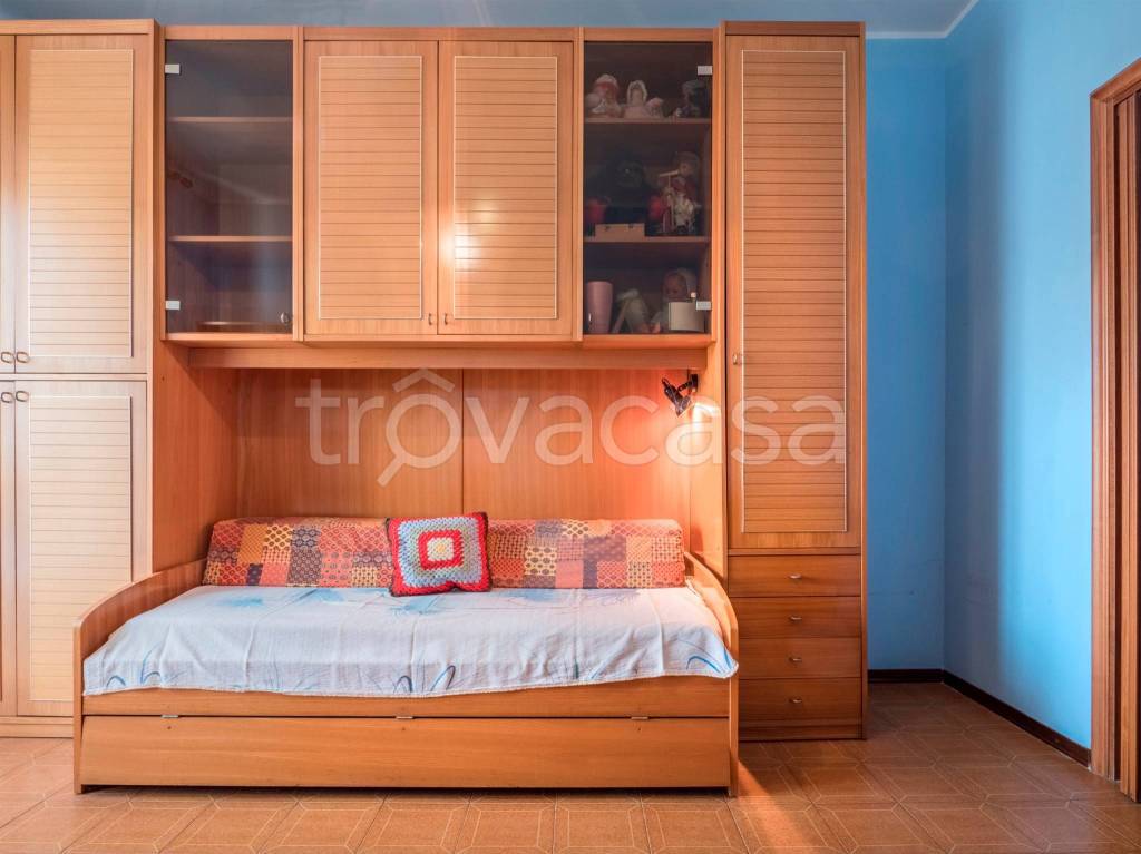 appartamento in vendita a Milano in zona Bocconi