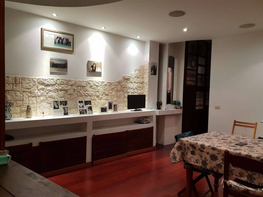 appartamento in vendita a Milano in zona Forlanini