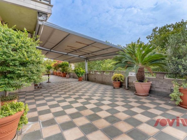 appartamento in vendita a Milano in zona Porta Vittoria
