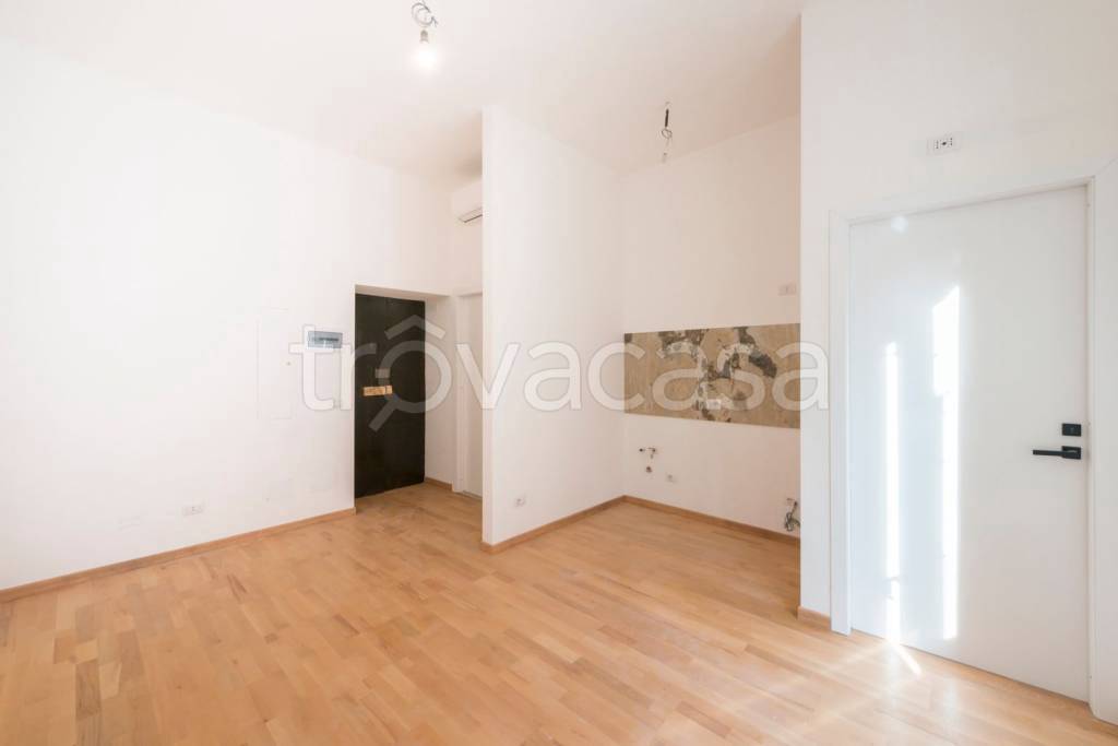 appartamento in vendita a Milano in zona Sempione