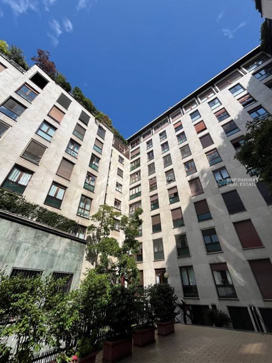 appartamento in vendita a Milano in zona Centro Direzionale