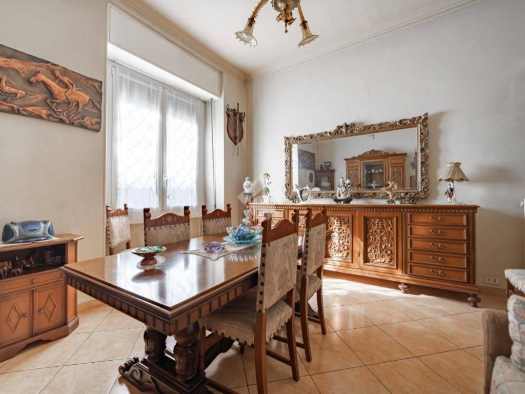 appartamento in vendita a Milano in zona Affori