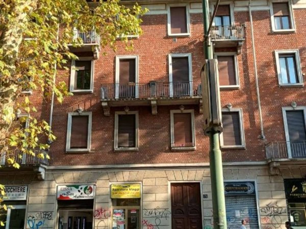 appartamento in vendita a Milano in zona Famagosta